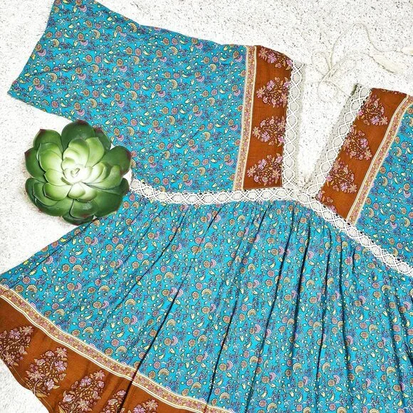 GiGiO Brand Dress Teal Multi Floral Print Crochet Trim Size Small - Picture 8 of 10